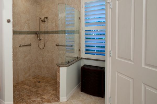 accessible bathroom features